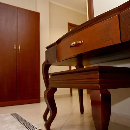 Hotel Artan Ishull-Shëngjini